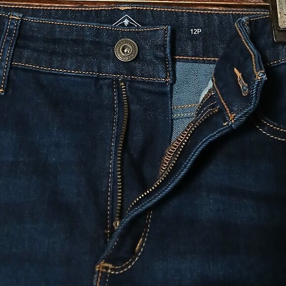 St Johns Bay Jeans 12 Petite Skinny Mid Rise Blue Denim Stretch - Picture 6 of 10